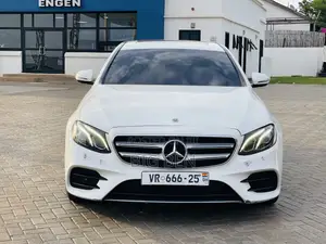 Mercedes-Benz E300 2018 White