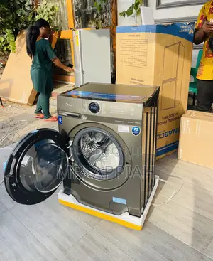 Buy Premium Midea 8kg Fully Auto Washing Machine.