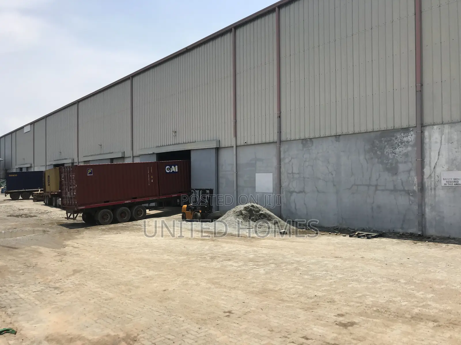 Tema 4000 Square Meters Warehouse for Rent
