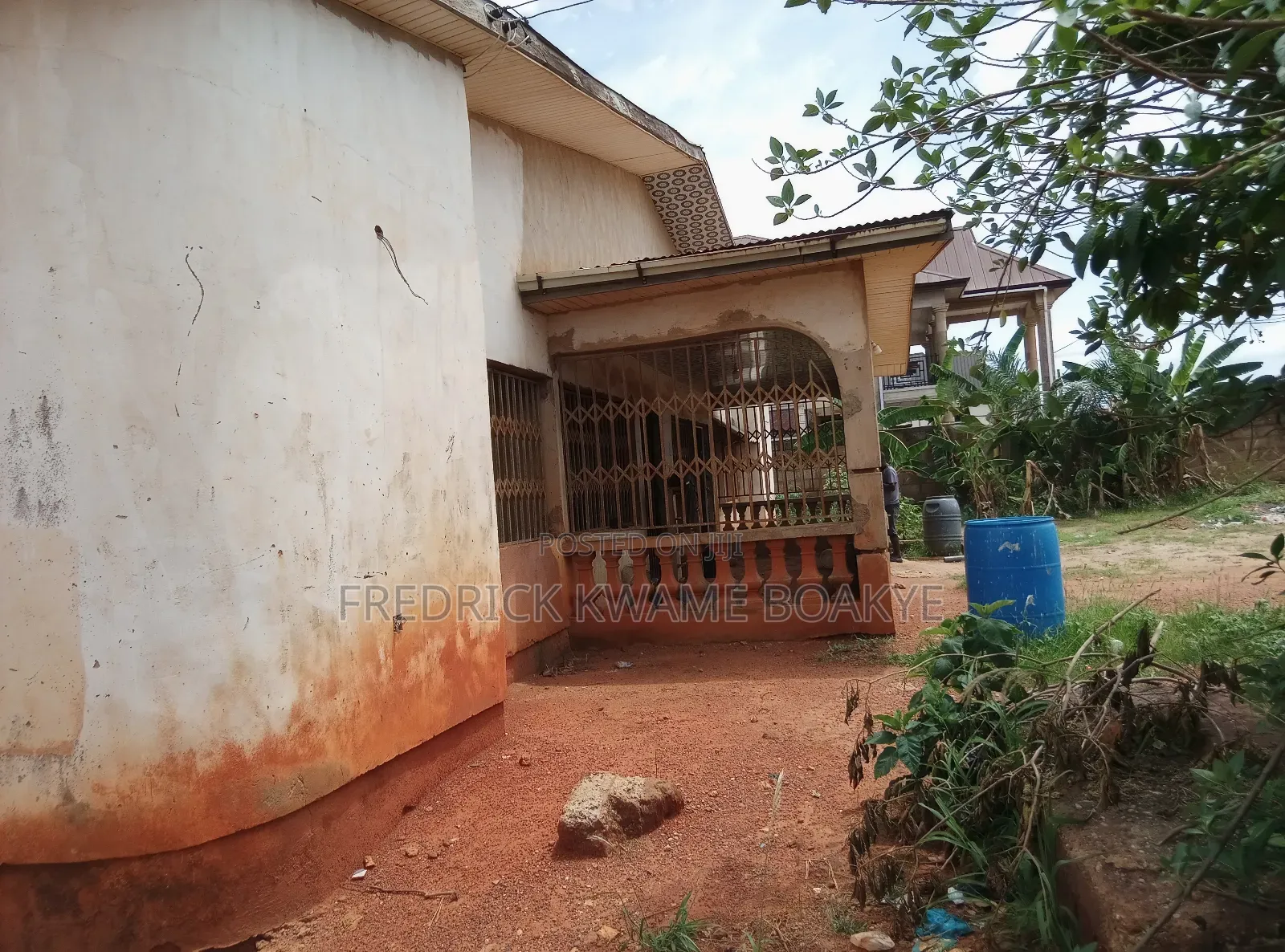 5bdrm House in Brother K Estate, Kumasi Metropolitan for sale
