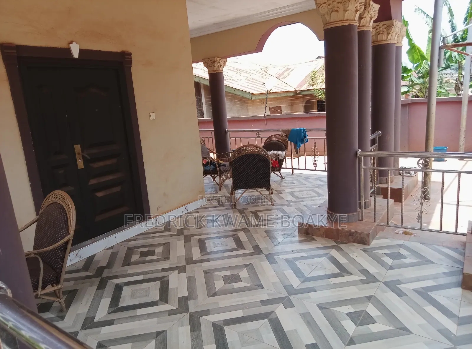 7bdrm House in 7 Bedrooms House For, Kumasi Metropolitan for sale