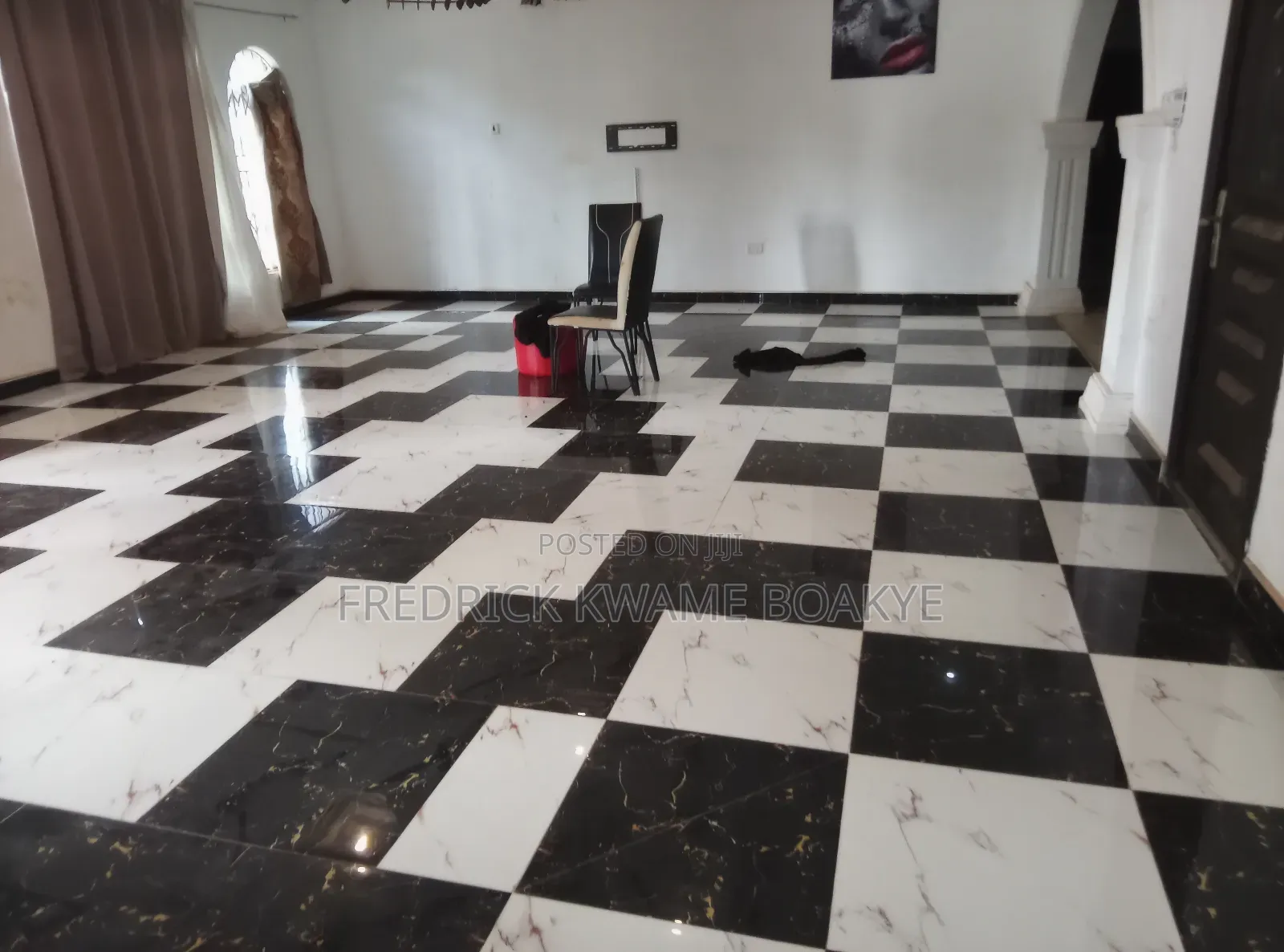 7bdrm House in 7 Bedrooms House For, Kumasi Metropolitan for sale