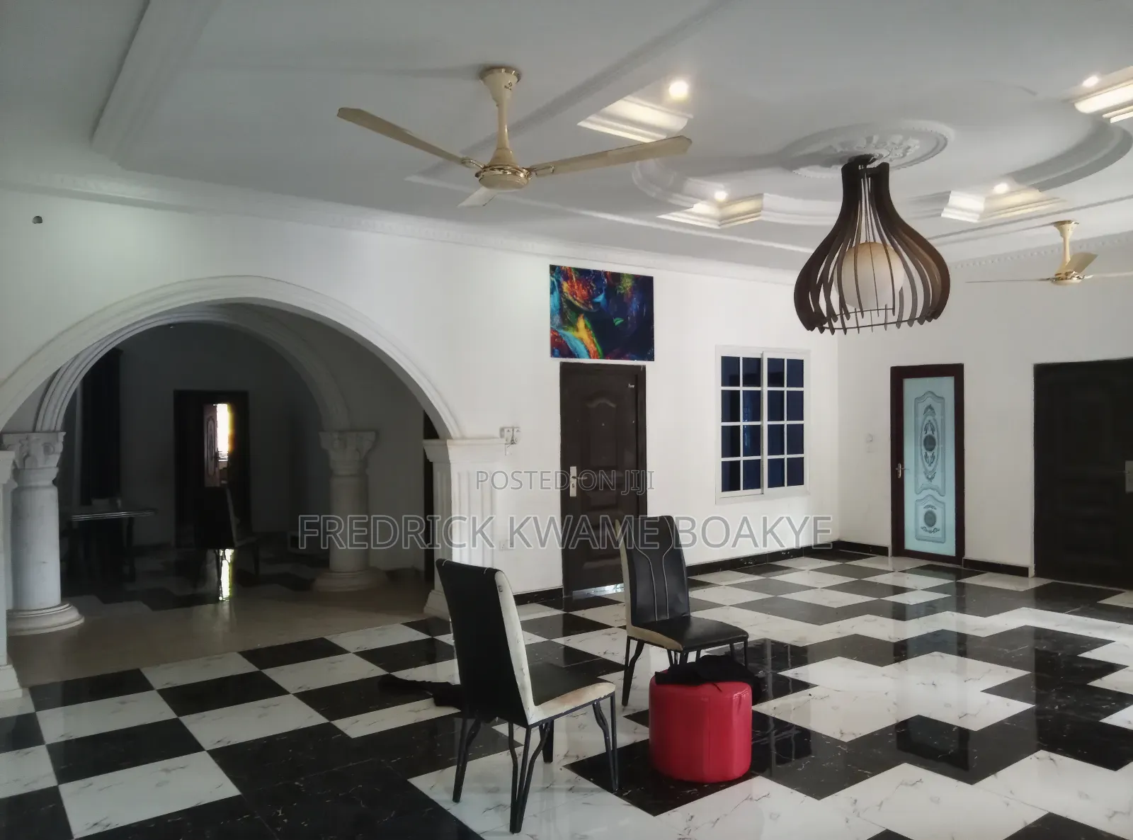7bdrm House in 7 Bedrooms House For, Kumasi Metropolitan for sale