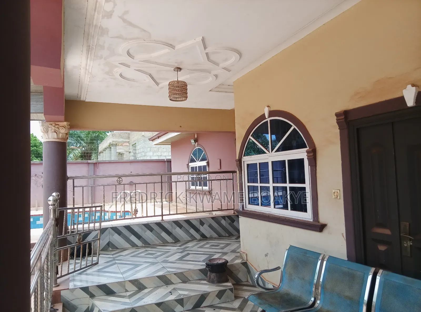 7bdrm House in 7 Bedrooms House For, Kumasi Metropolitan for sale