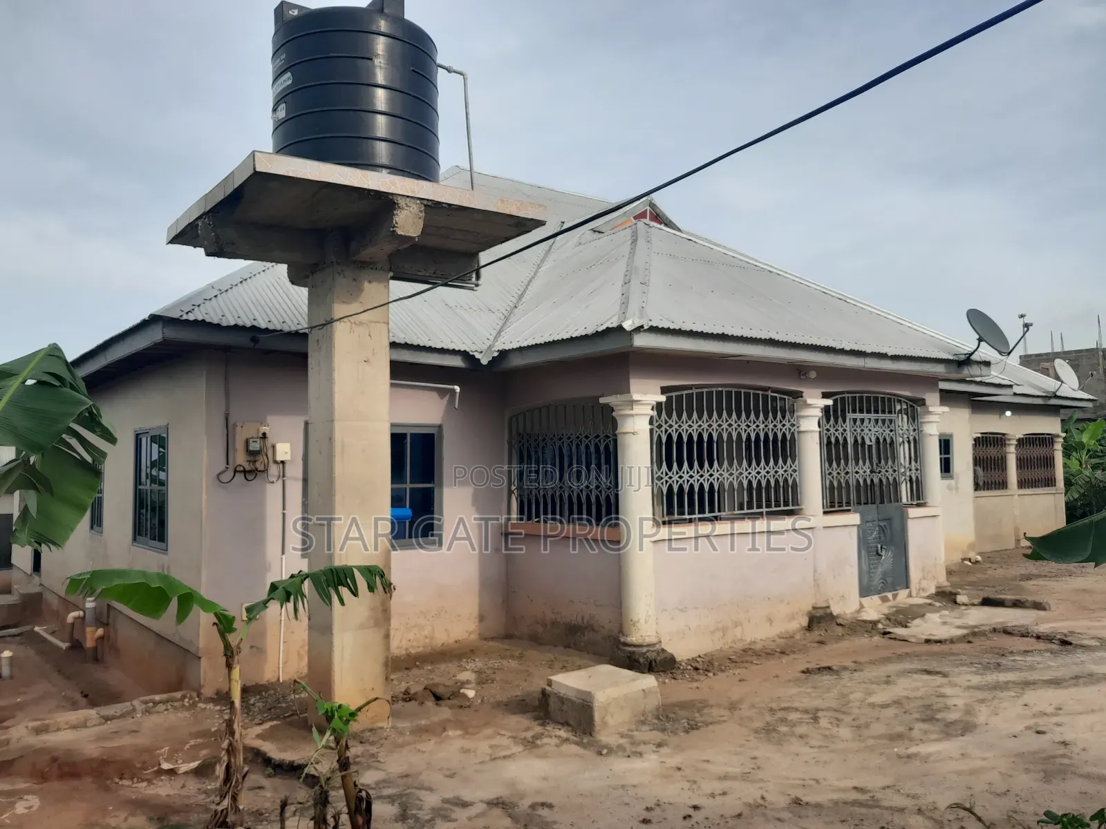 6bdrm House in Kenyasi Adwumam, Kumasi Metropolitan for sale