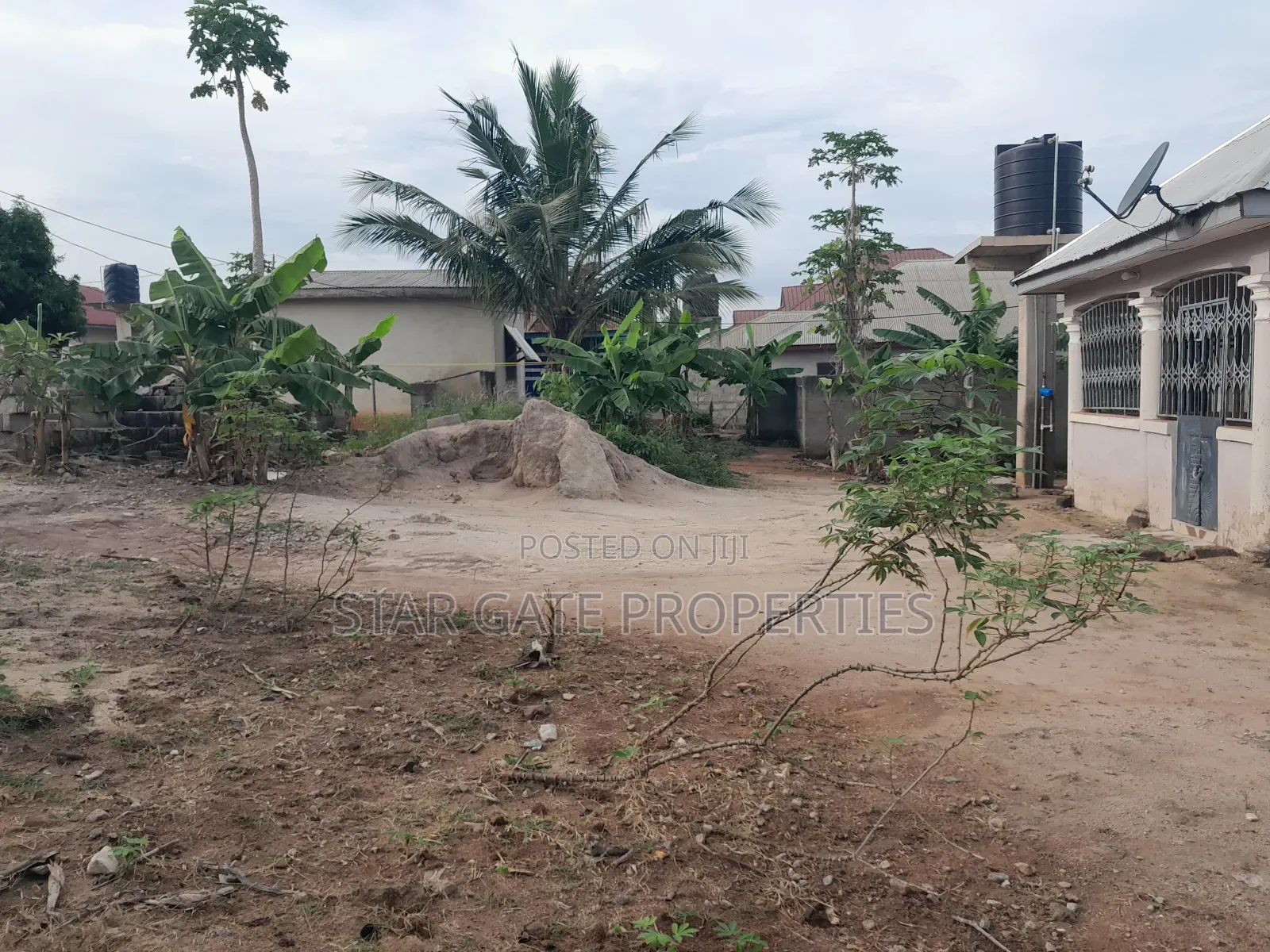 6bdrm House in Kenyasi Adwumam, Kumasi Metropolitan for sale