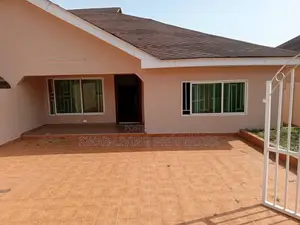 3bdrm House in Adenta for rent