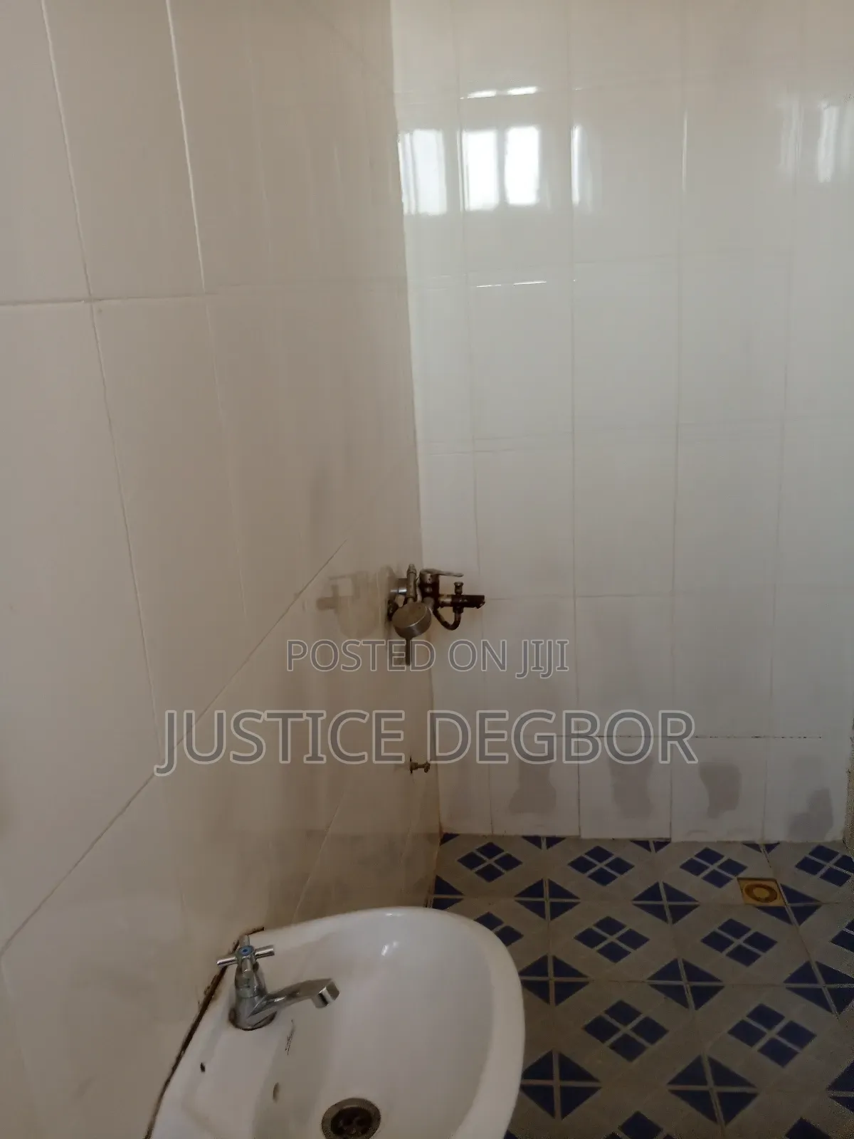 2bdrm Apartment in Bestchoice Property, Ashomang Estate for rent