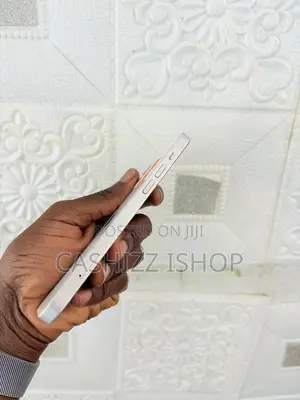 Apple iPhone 12 128 GB White