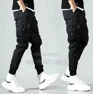 Men's Relaxed Fit Jogger Trousers
