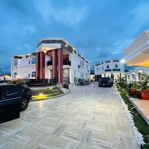 6bdrm Duplex in Suadom Real Estate, Tema Metropolitan for sale