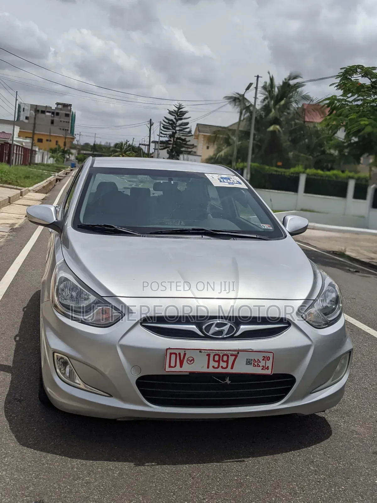 Hyundai Accent 2013 Silver