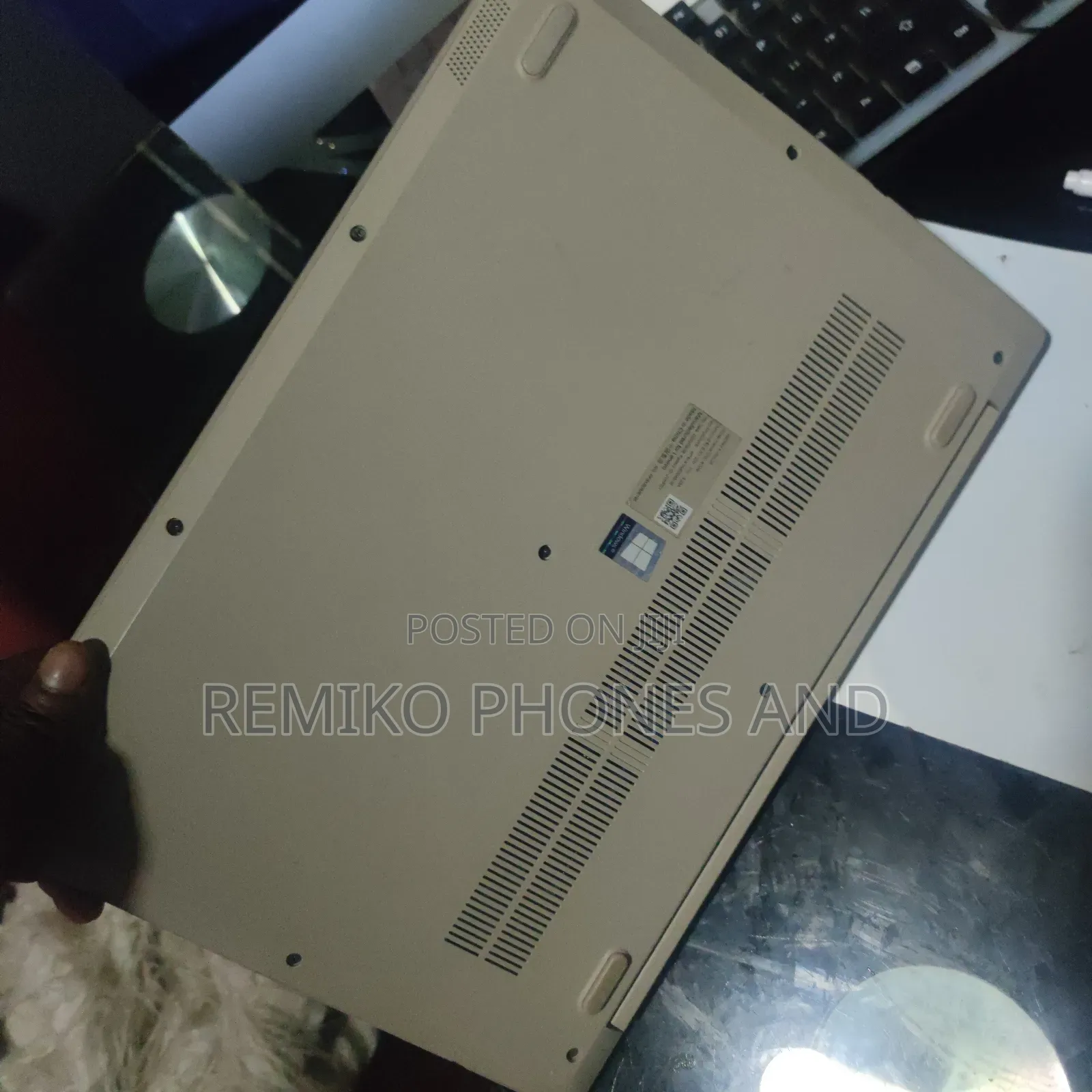Laptop Lenovo Ideapad 3 12GB Intel Core i5 HDD+SSD 1T