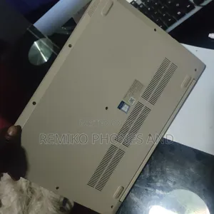 Laptop Lenovo Ideapad 3 12GB Intel Core i5 HDD+SSD 1T