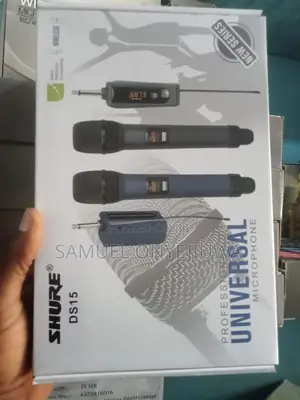 Shure Wireless 2 Handle Microphone -Ds15