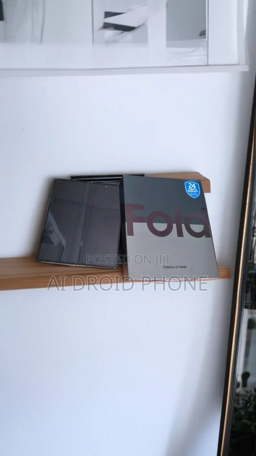 New Samsung Galaxy Z Fold4 256 GB Gold