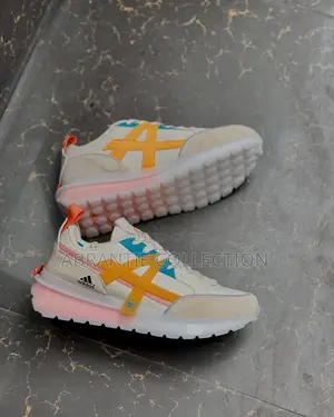 Authentic Adidas Unisex A55 Sneaker