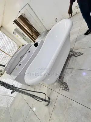 Queens Bathtub_jacuzzilike Bath_shower Bathtub_queen’S Bath