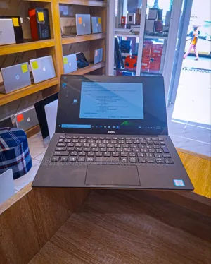Laptop Dell XPS 13 (9350) 8GB Intel Core I7 SSD 256GB