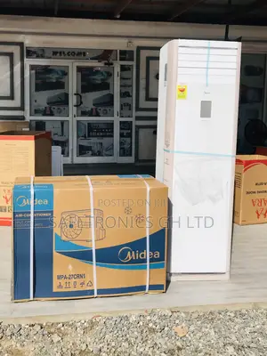 Perfect Neat 2.5 Horsepower Split Standing Floor Midea Ac