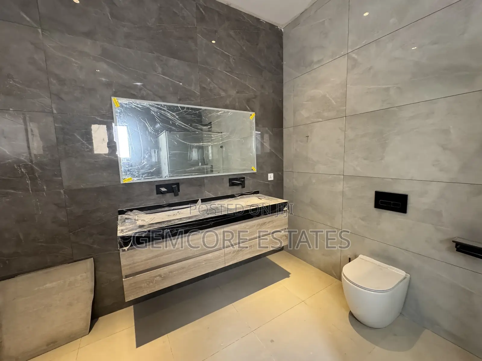 3bdrm House in East Legon Hills, Ashaley Botwe for sale