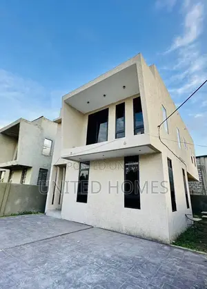 4bdrm House in East Legon for rent