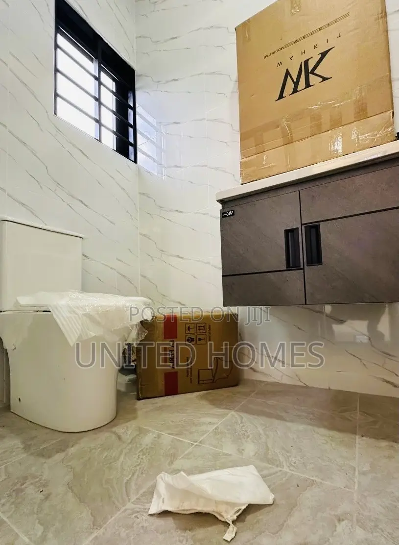 4bdrm House in East Legon for rent