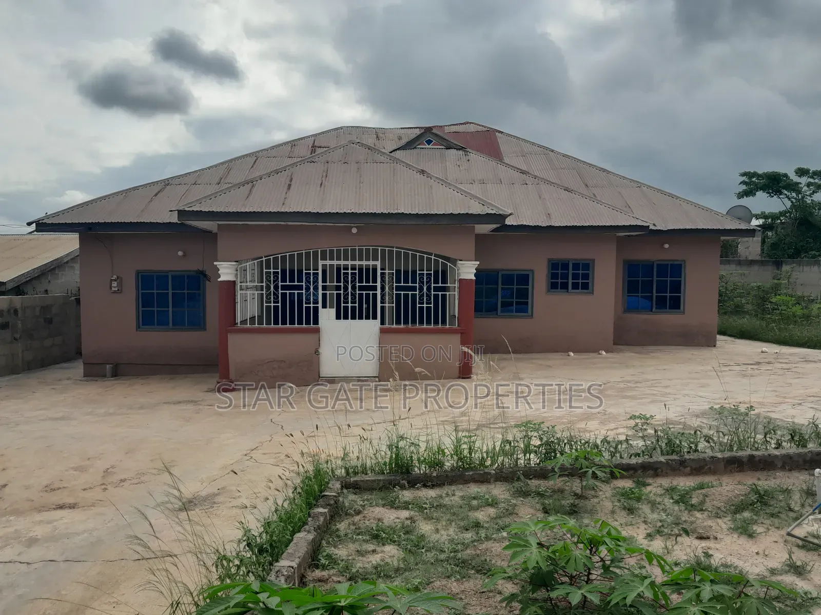 4bdrm House in Aboabo, Kumasi Metropolitan for sale