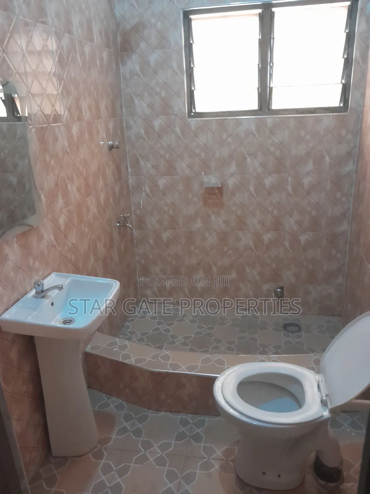 4bdrm House in Aboabo, Kumasi Metropolitan for sale