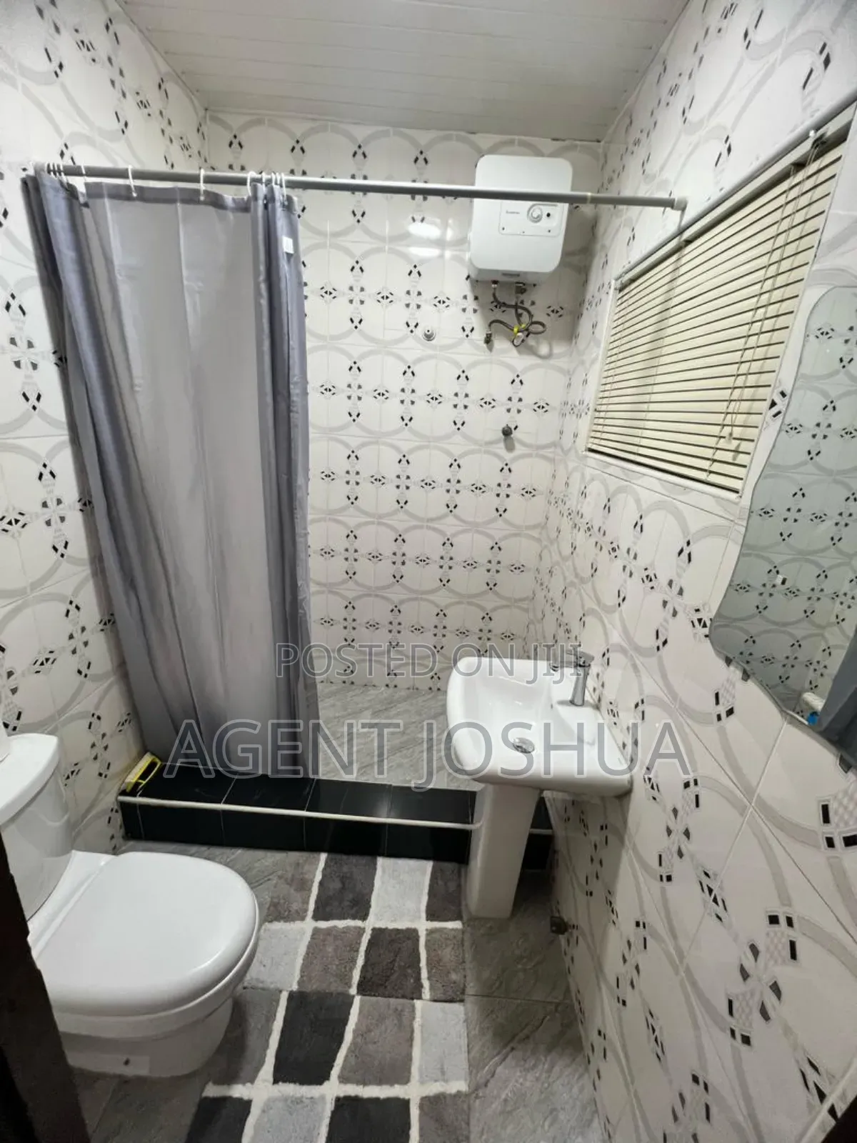 An Executive 1bedrooms. Fully Furnished Self Contain For Rent Spintex