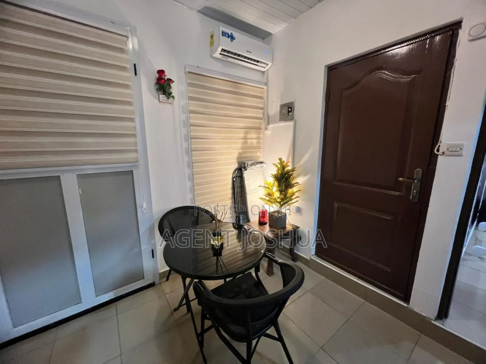 An Executive 1bedrooms. Fully Furnished Self Contain For Rent Spintex