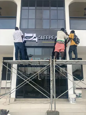Hotel View Signage
