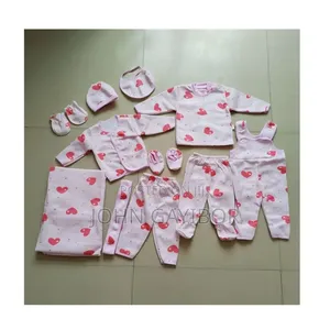 Baby Gifts Clothes Set.