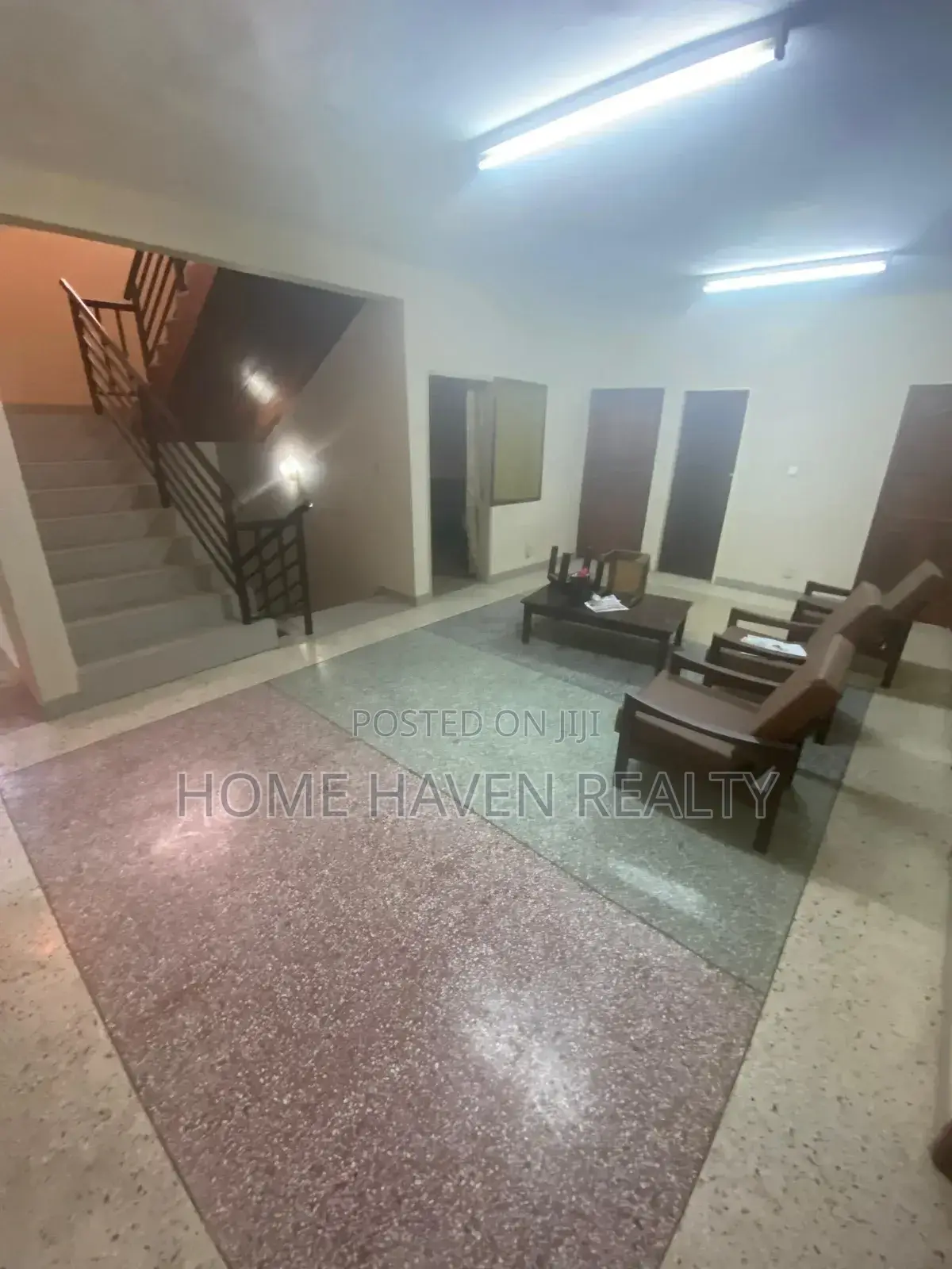 5bdrm House in Abc, Achimota for sale
