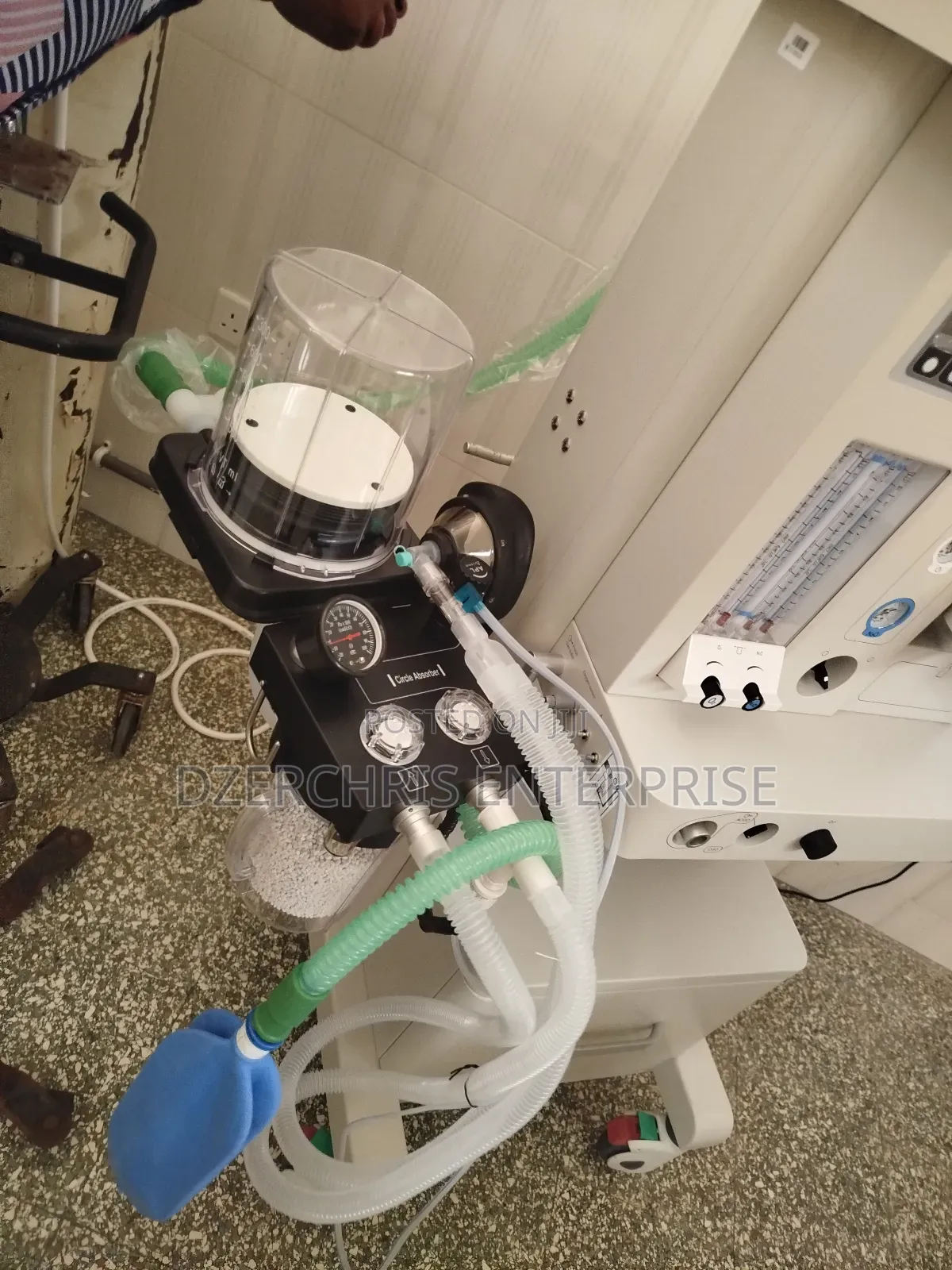 Anaesthesia Work Station Am832- 2 Vaporizers