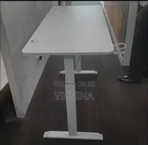 Electric Adjustable Table