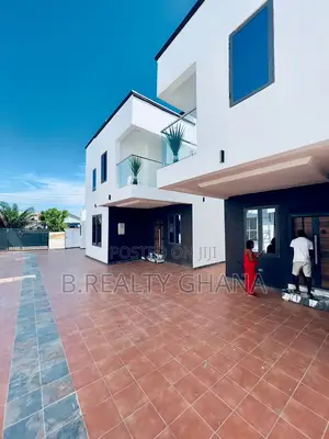 3bdrm Townhouse/Terrace in Adenta for sale