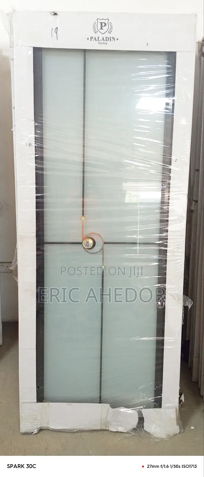 All Weather Bathroom and Toilet Glass Door and Handle
