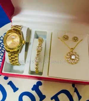 Rolex Ladies Watch With Bracelet and Necklace