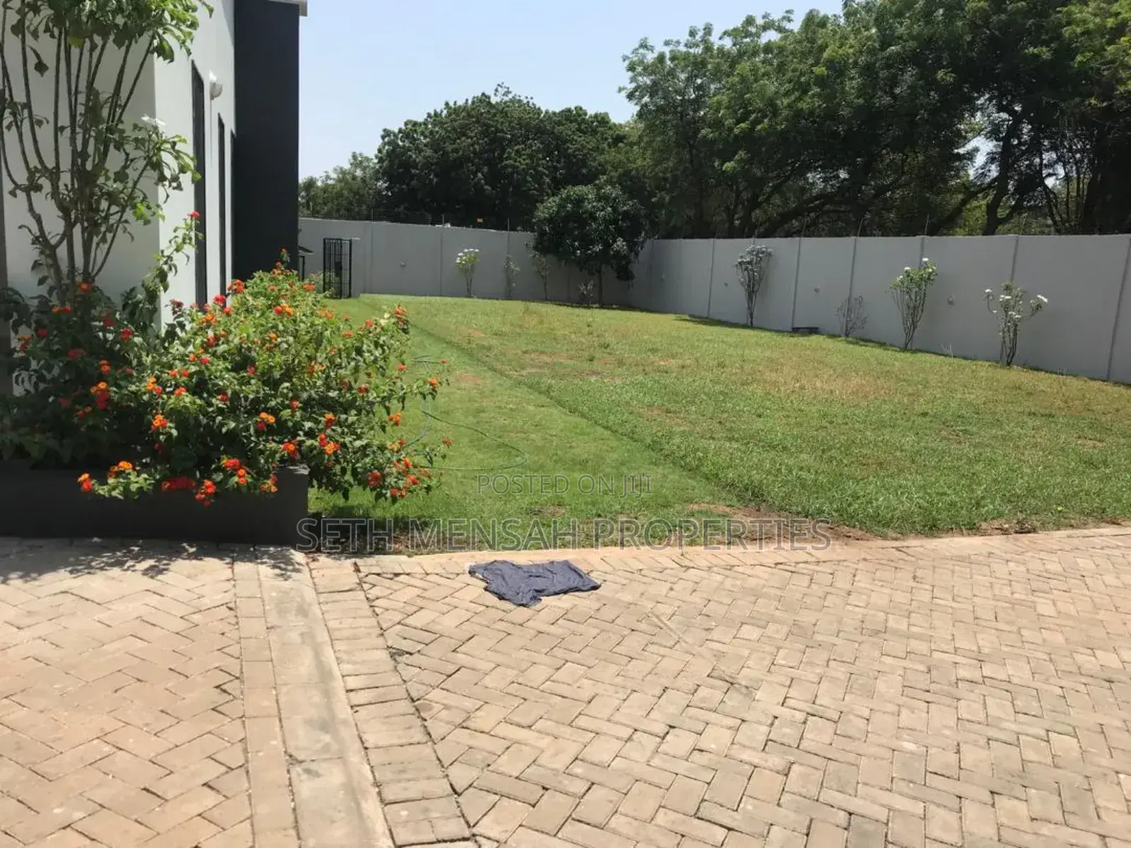 4bdrm House in Cantonments for rent