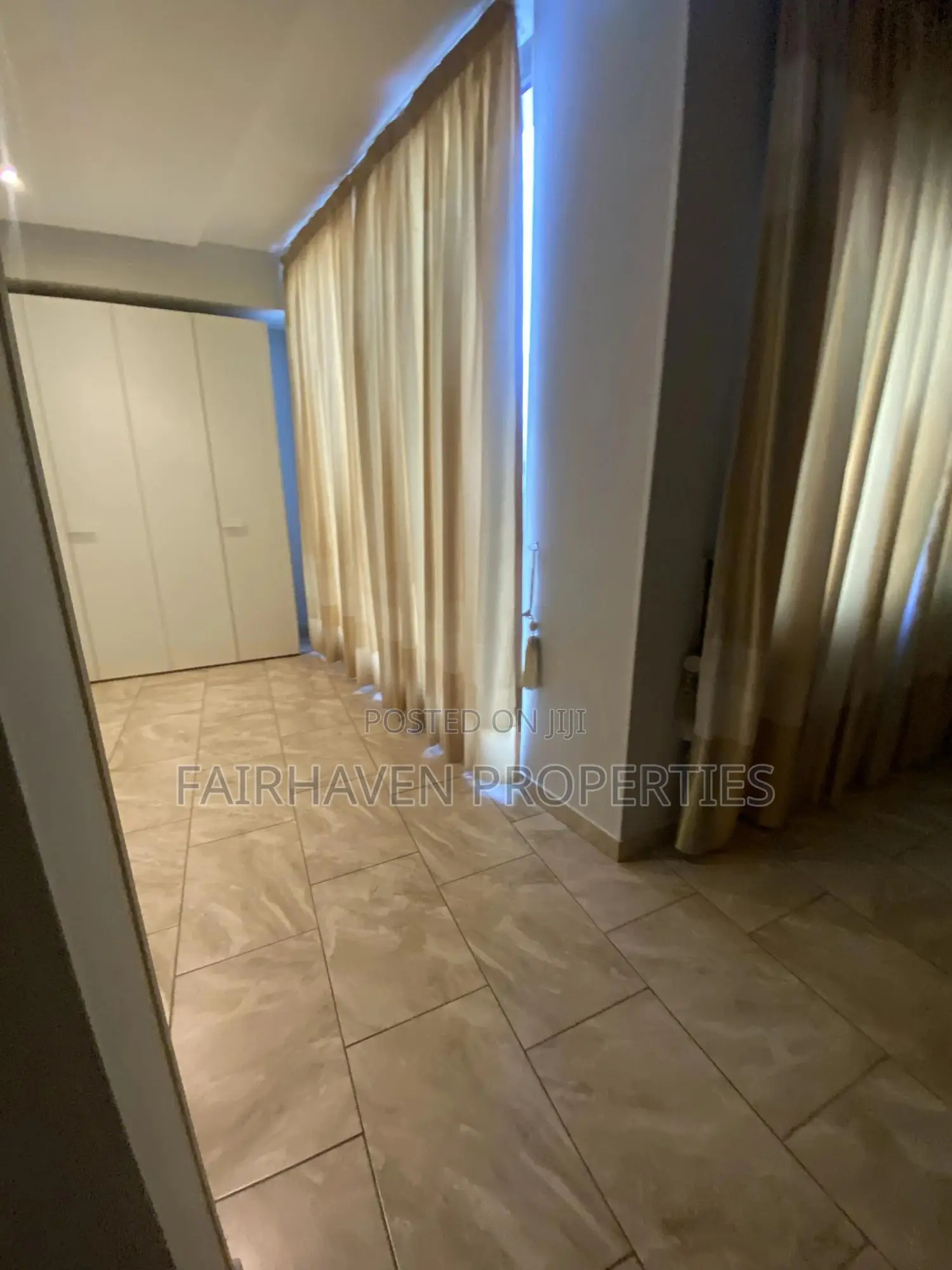 Furnished 4bdrm Townhouse / Terrace in East Legon for rent