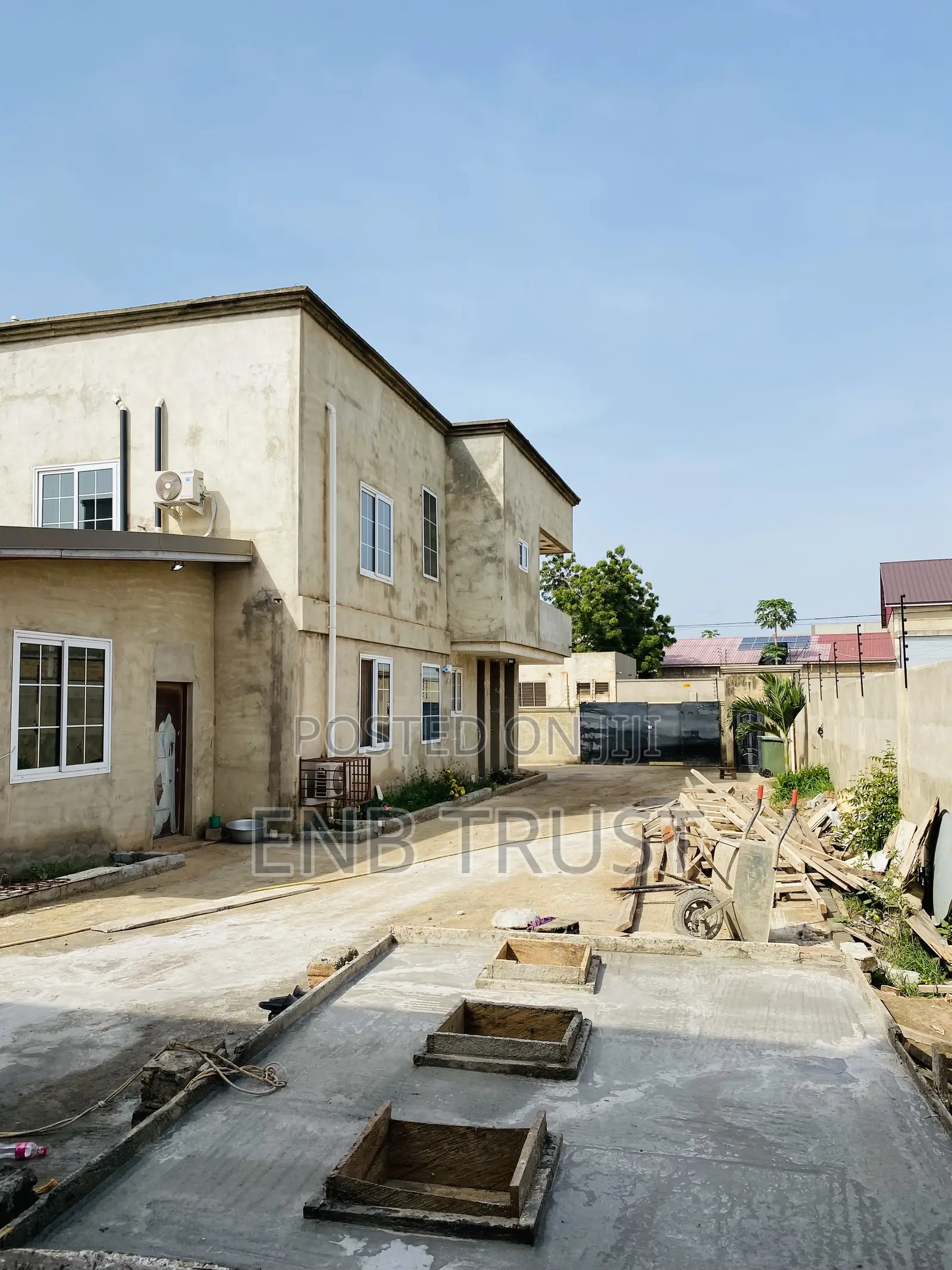 13bdrm Mansion in Tantra Hills for sale