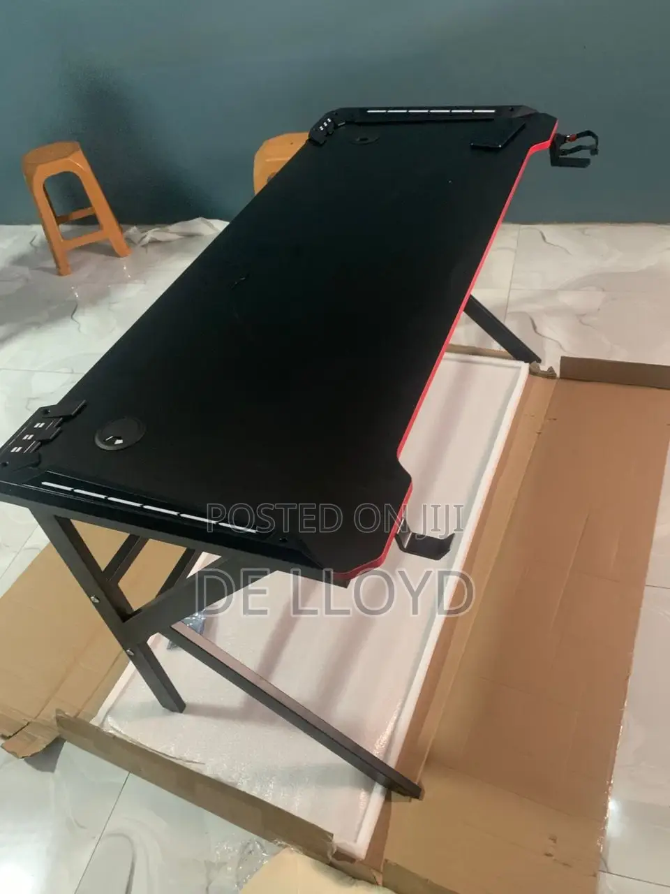 K Shape RGB Game Table