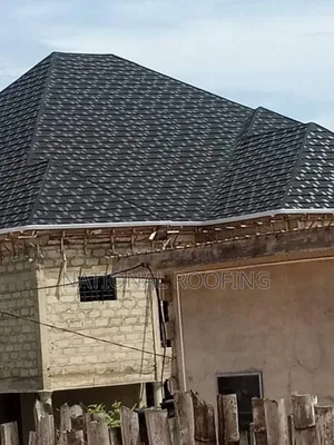 Black and White Shingle Roofing Material