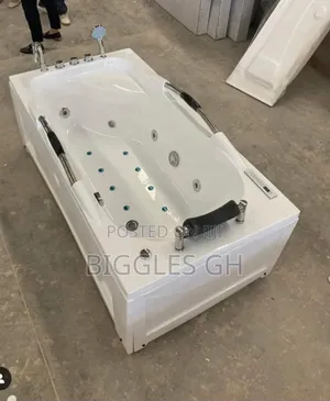 Straight Bath Jacuzzi With Shower Handles