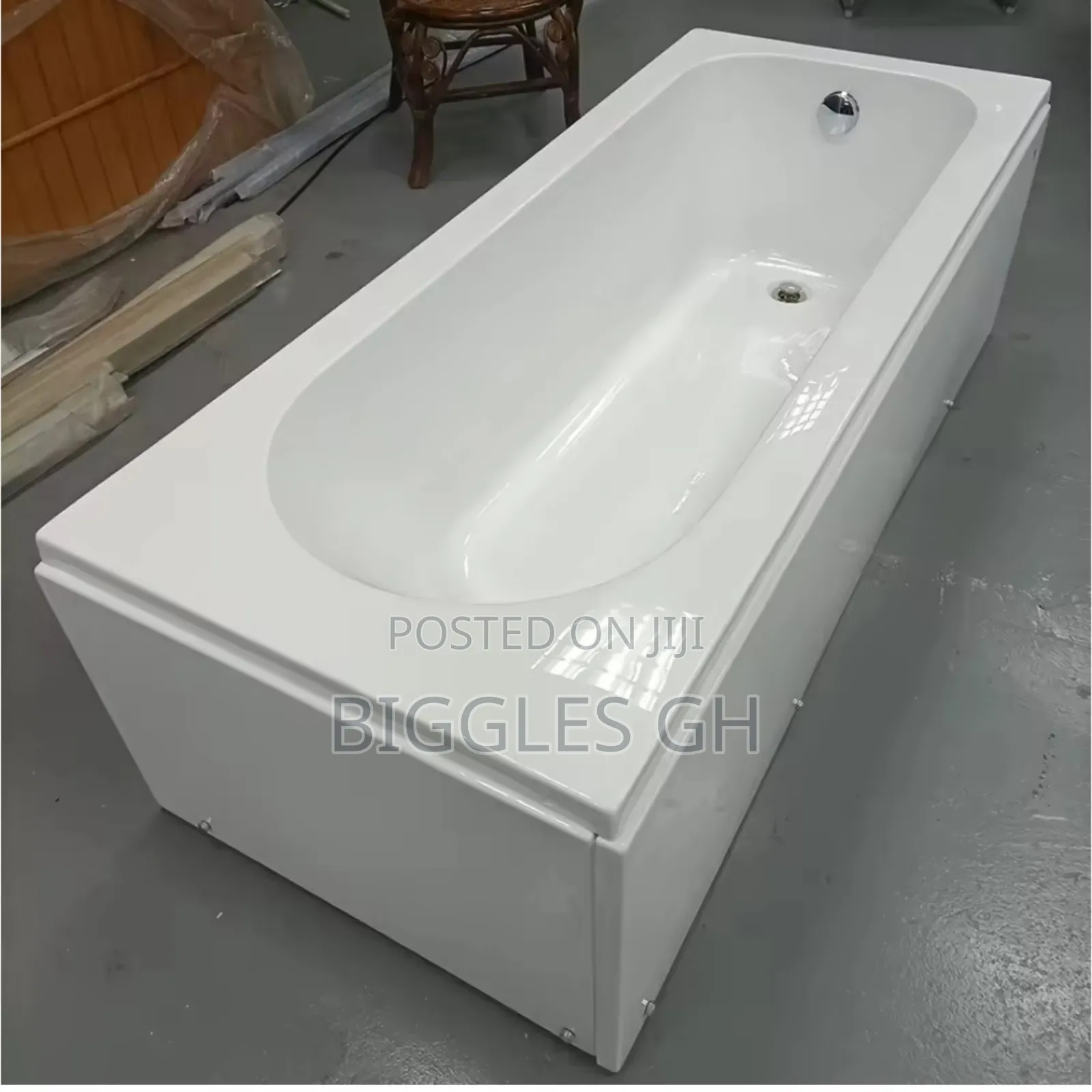 Straight Bathtub With Panel