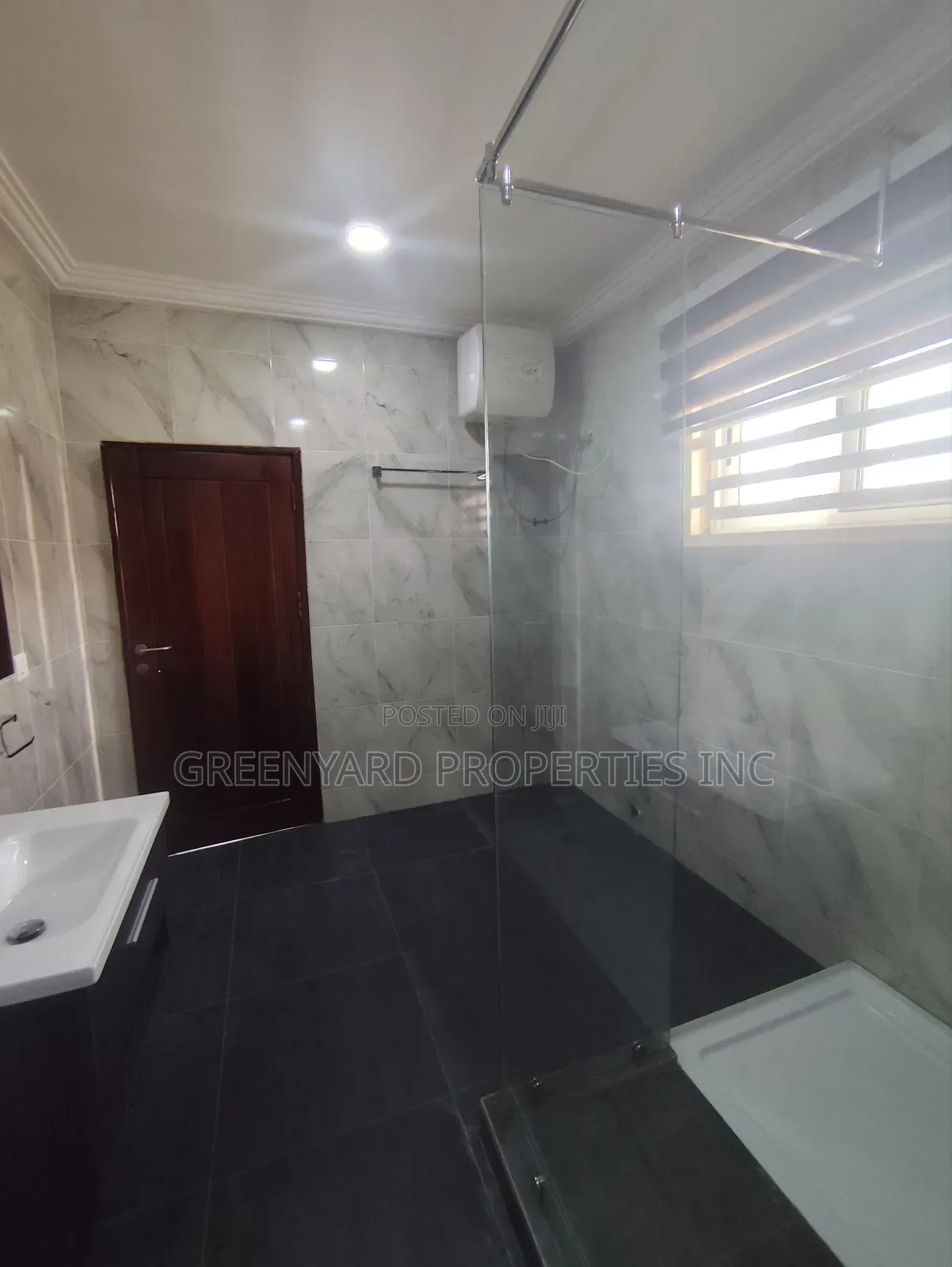 1bdrm Apartment in Adjiringanor, East Legon for rent