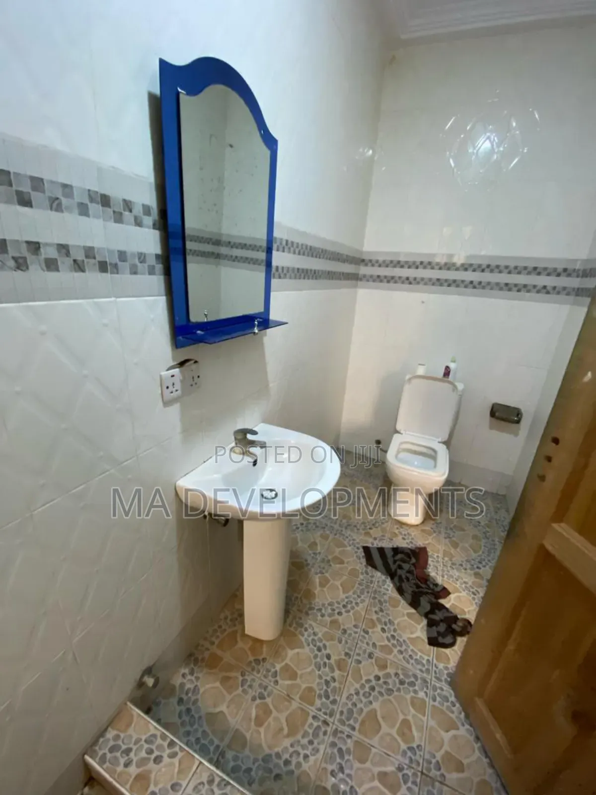 3bdrm Apartment in Madev Realty, Lapaz for rent