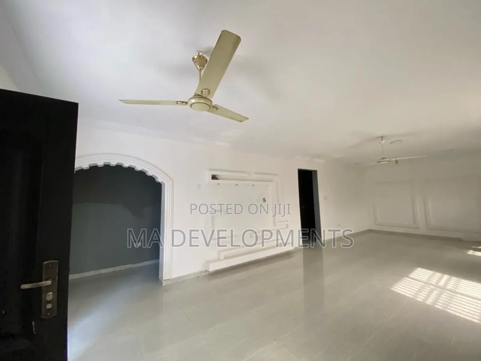 3bdrm Apartment in Madev Realty, Lapaz for rent