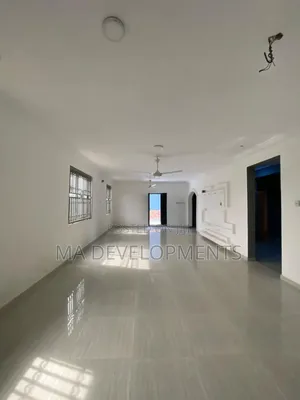3bdrm Apartment in Madev Realty, Lapaz for rent